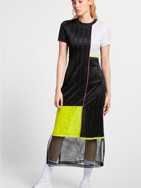 Nike NSW Maxi Dress Multi Colored Block Design